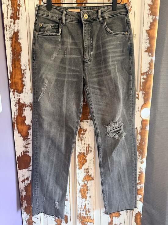 Pilcro Denim - Pilcro The Vintage Straight Ripped Distressed Raw Hem Jeans 90s Grunge Indie